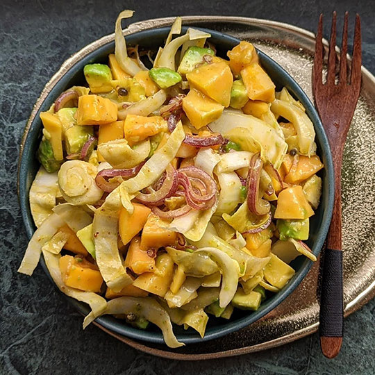 Avocado-Papaya-Chicorée-Salat